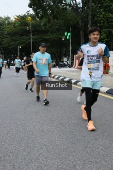 Runner Photo 4298647