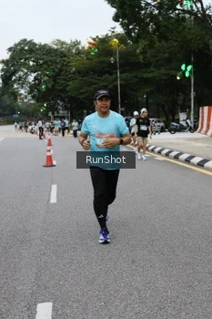 Runner Photo 4298654
