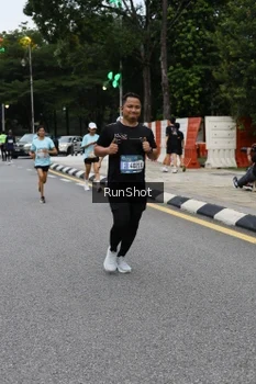 Runner Photo 4298670