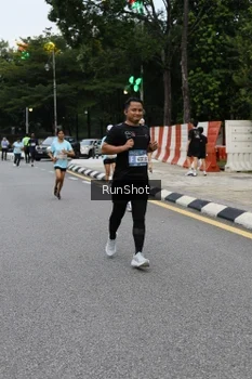 Runner Photo 4298674