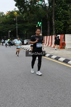 Runner Photo 4298675