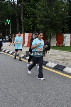 Runner Photo 4298691