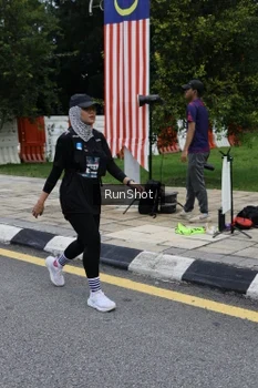 Runner Photo 4298713