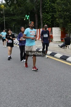 Runner Photo 4298717