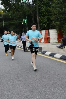 Runner Photo 4298737
