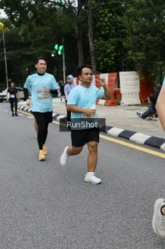Runner Photo 4298746