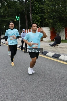 Runner Photo 4298749