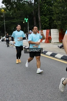 Runner Photo 4298754