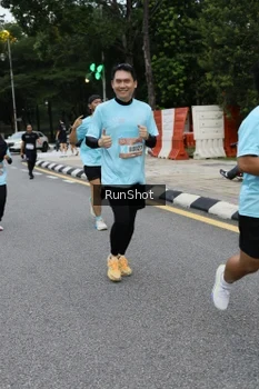 Runner Photo 4298756