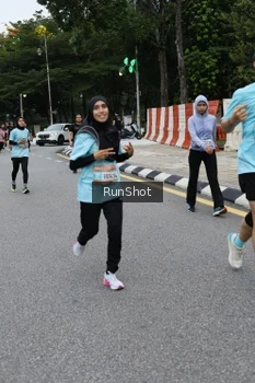Runner Photo 4298764