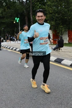 Runner Photo 4298776