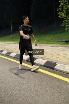 Runner Photo 4298790