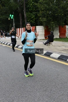 Runner Photo 4298803