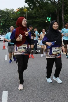 Runner Photo 4298823
