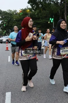 Runner Photo 4298825