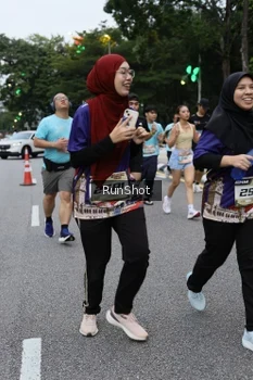 Runner Photo 4298826