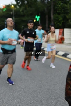 Runner Photo 4298830