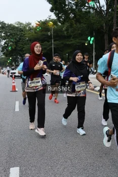 Runner Photo 4298834