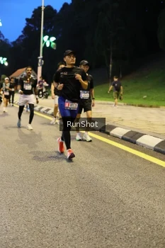 Runner Photo 4298844