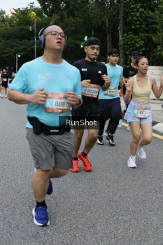Runner Photo 4298845