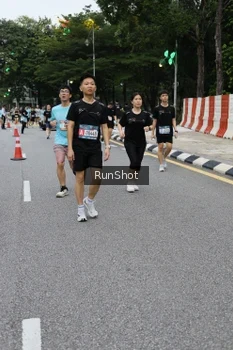 Runner Photo 4298870