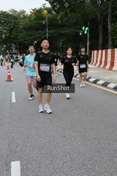 Runner Photo 4298874