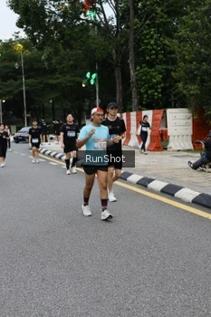 Runner Photo 4298879