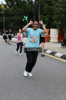 Runner Photo 4298905