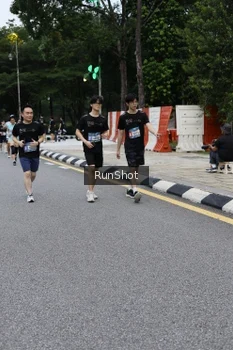 Runner Photo 4298925