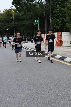 Runner Photo 4298930