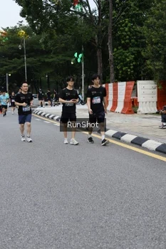 Runner Photo 4298933