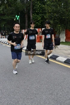 Runner Photo 4298941