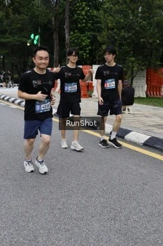 Runner Photo 4298944
