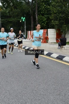 Runner Photo 4298953