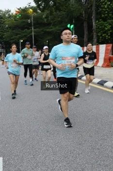 Runner Photo 4298963