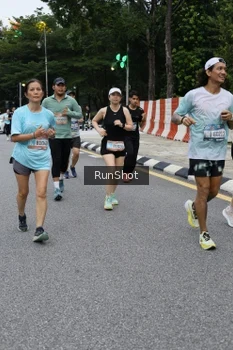 Runner Photo 4298991