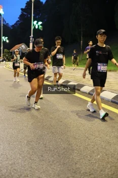 Runner Photo 4299002