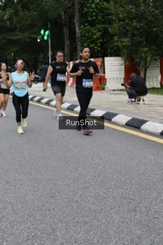 Runner Photo 4299008