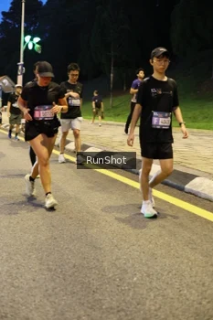 Runner Photo 4299023