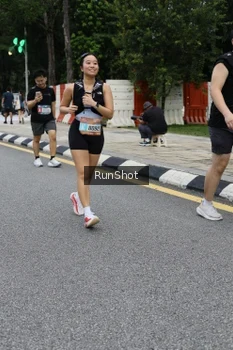 Runner Photo 4299025