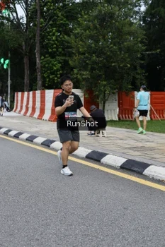 Runner Photo 4299028