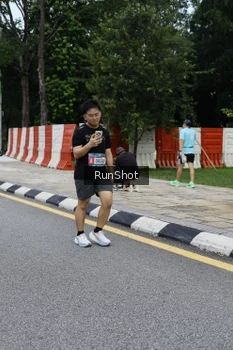 Runner Photo 4299032