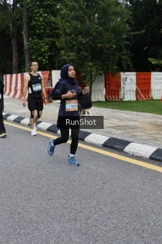 Runner Photo 4299038