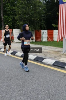 Runner Photo 4299039