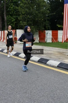 Runner Photo 4299040
