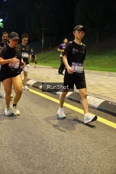 Runner Photo 4299045