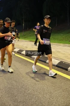 Runner Photo 4299059