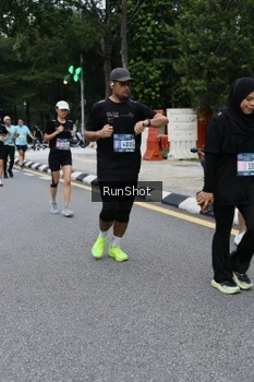 Runner Photo 4299063