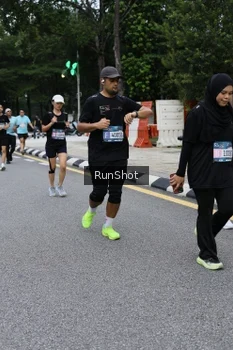 Runner Photo 4299064