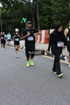 Runner Photo 4299068